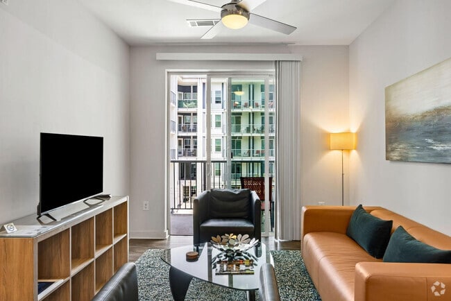 Building Photo - 1270 Spring St NW Rental