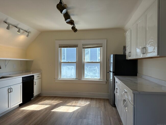 Photo - 56 Garden Terrace Unit 3