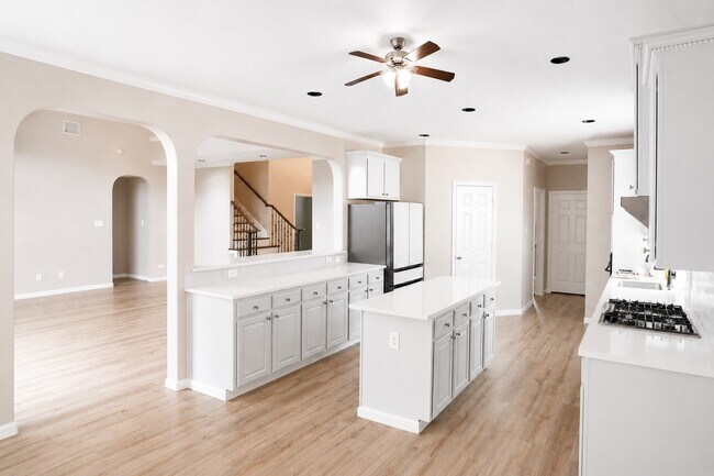 Photo - 3906 Lakeridge Canyon Dr