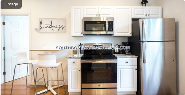 Photo - 598 E Broadway Unit Apt #2