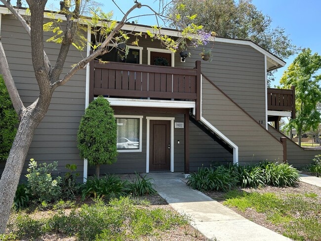 Photo - Beautiful 3 Bed 2 Bath Condo in Yorba Linda with Greenbelt Views Unidad 219