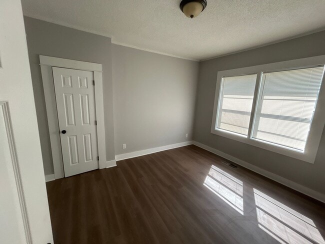 Photo - 1428 Snowden Ave