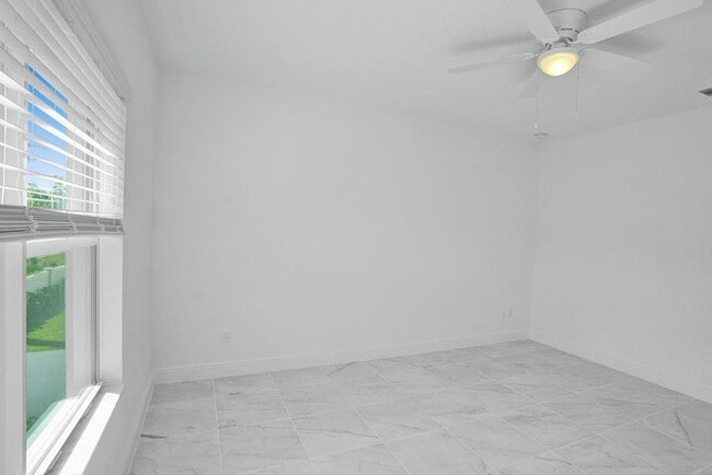 Building Photo - Gorgeous New 3 bedroom 2.5 Townhouse in Deerfield Beach, Sandpiper Pointe (2 Story)