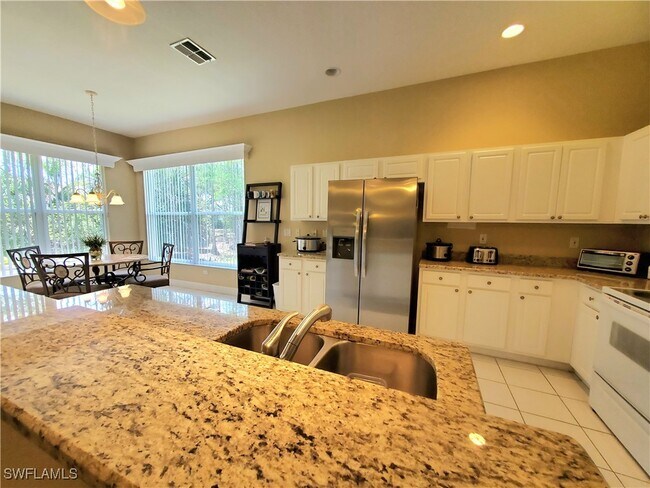 Building Photo - 1211 Chelmsford Ct