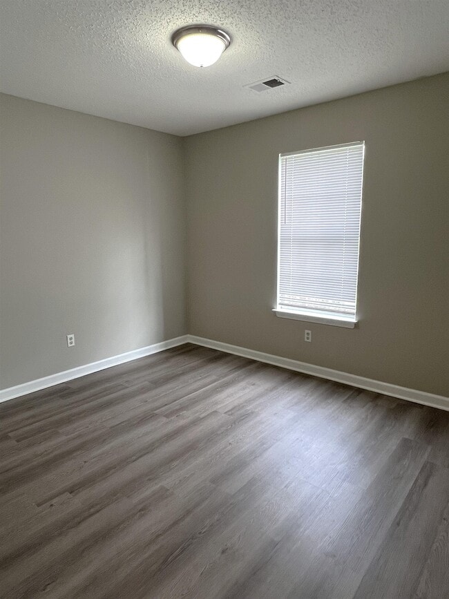Photo - 9593 Daly Dr