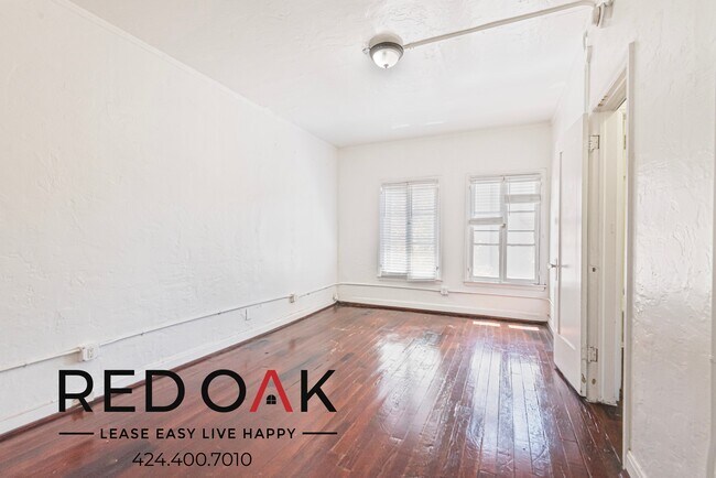 Photo - 854 S Oxford Ave Unit 102