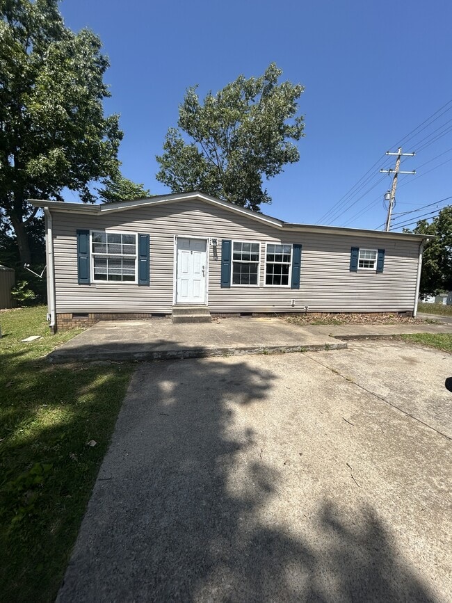 Building Photo - 105 Zackary St