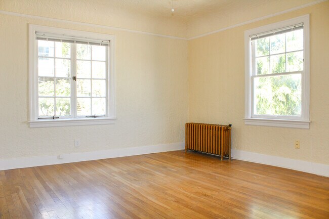 HABITACIÓN - Charmain Apartments