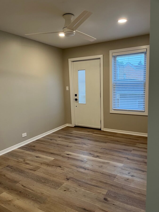 Photo - 5327 S Nashville Ave Unit 2nf floor rear