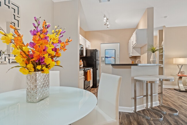 Photo - The Lakes at Nottingham