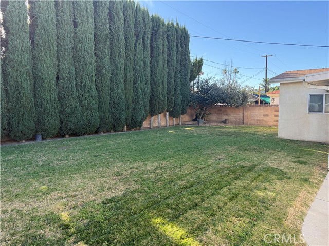 Photo - 23056 Lanark St