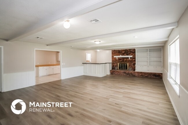 Photo - 3104 St John Ave