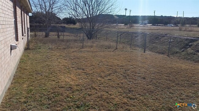 Building Photo - 3107 Yaupon Rd Rental