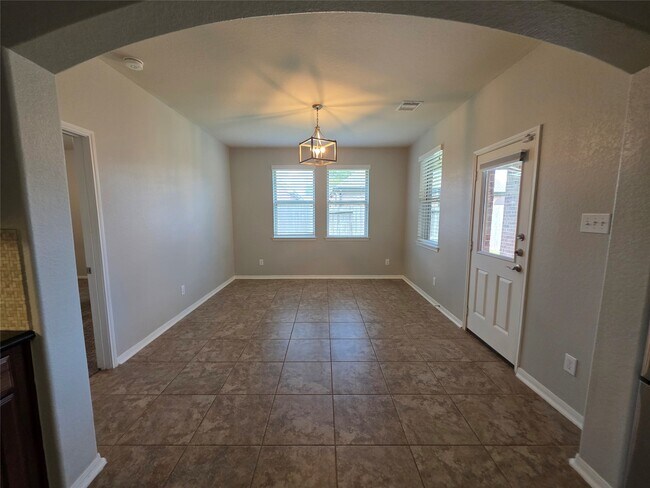 Photo - 267 Westwood Dr
