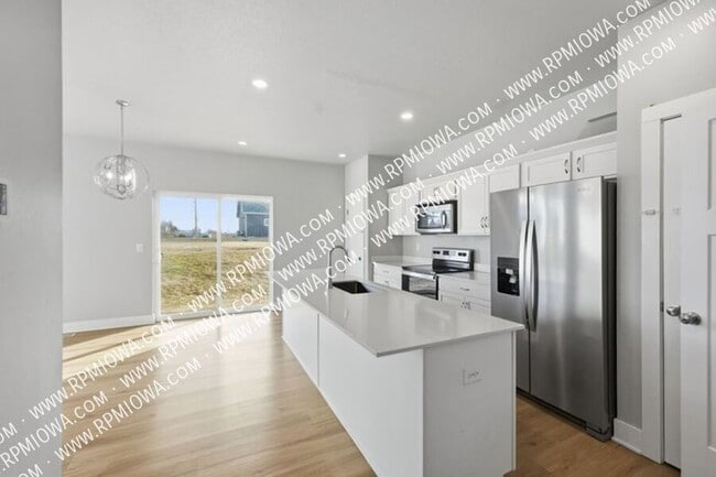 Photo - 818 Kingfisher Dr