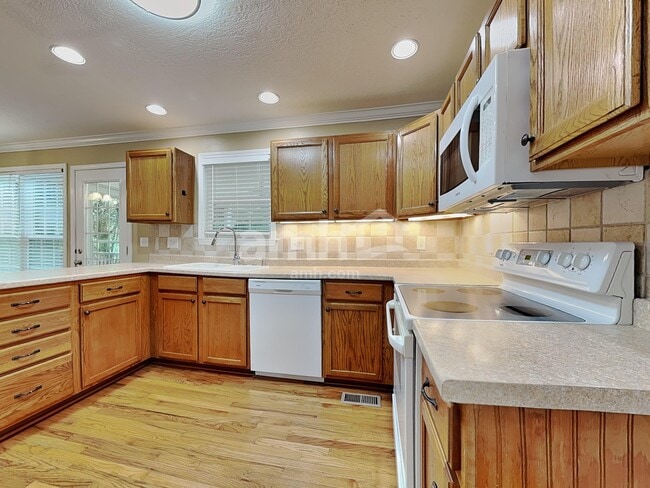 Photo - 5009 Alpha Terrace Ln