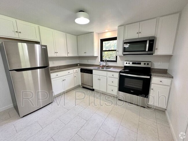 Building Photo - 6416 Verona Rd Rental
