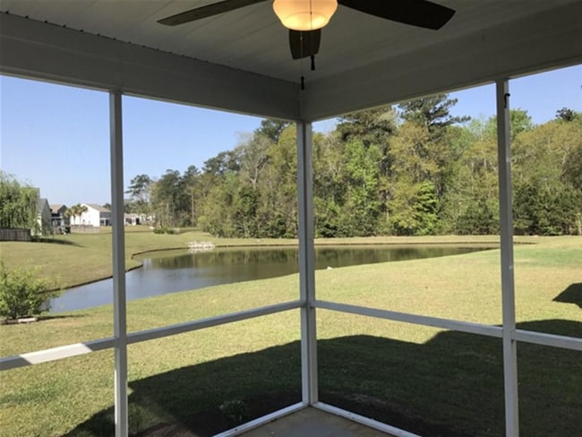 Photo - 9745 Seed St