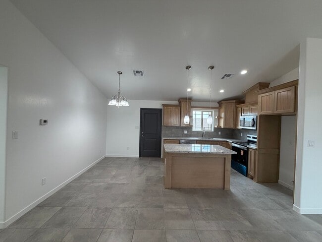 Photo - BRAND NEW 3 BEDROOM HOME!