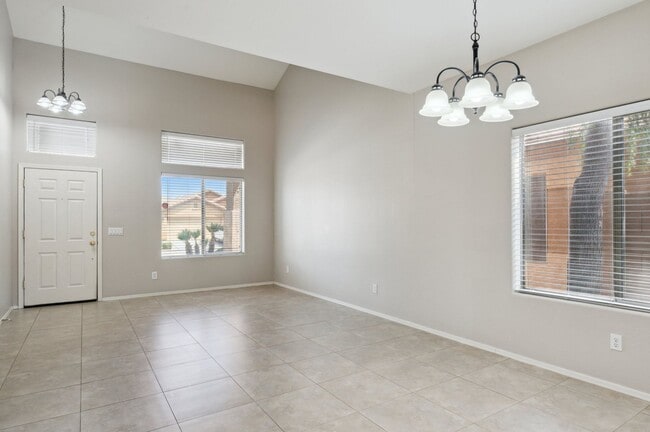 2711 W Jasper Butte Dr