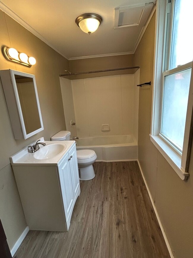 Photo - 141 College Ave Unit Apt 2