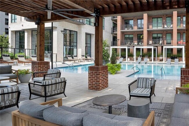 Photo - 3300 Roswell Rd NE Unit PH-10