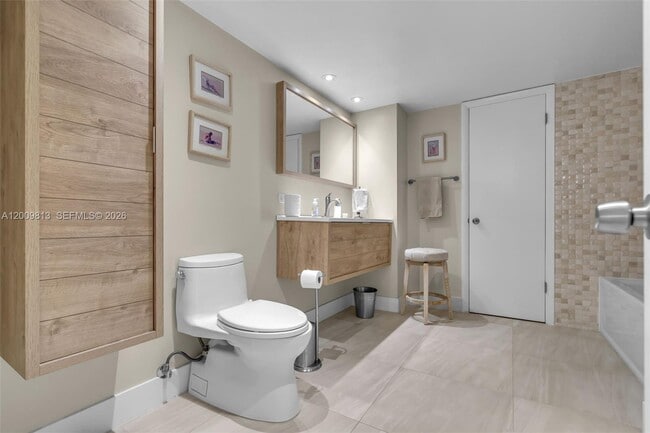 Photo - 600 Grapetree Dr Unit 4DS