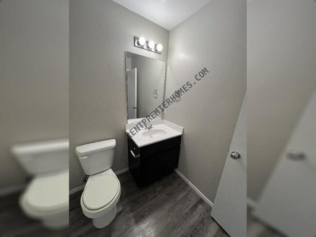 Photo - 1840 Land Run Dr