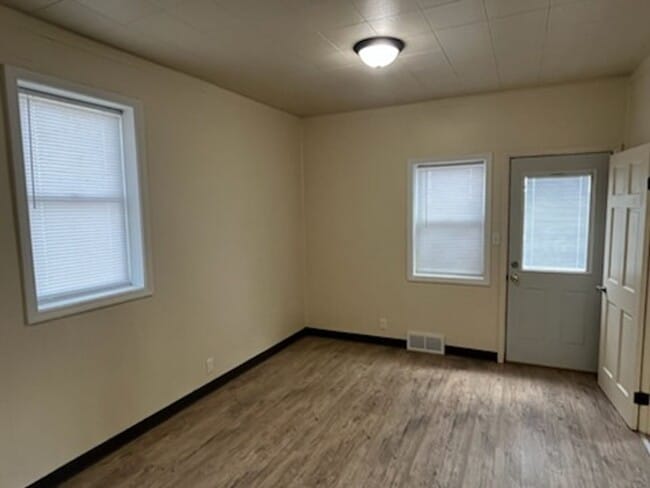Photo - E0272 WI-54 Unit #1 Lower