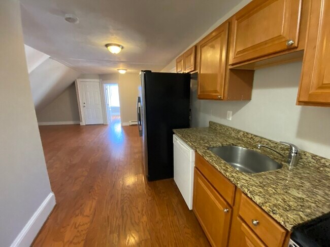 Photo - 44 Floyd St Unit 3