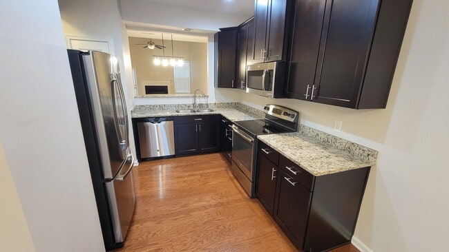 Photo - 3 Bed, 2.5 Bath Townhome Available in Duncan