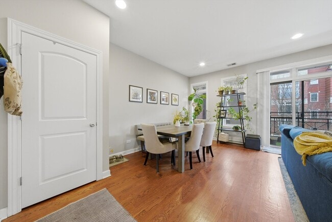 Photo - 2114 W Rice St Unit 3