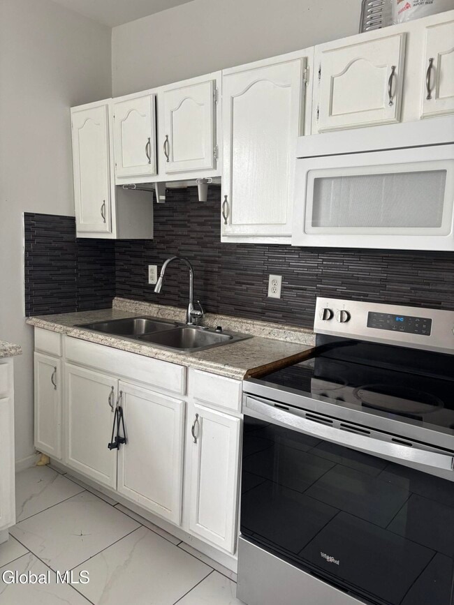 Photo - 1633 Carrie St Unidad 2