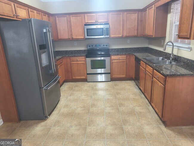 221 Polo Ln