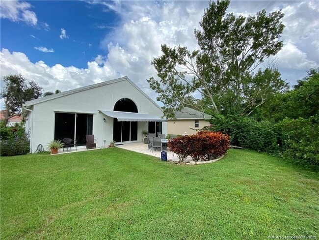 Photo - 3198 SE Carrick Green Ct