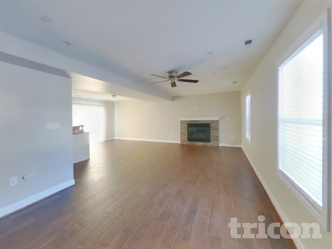 Photo - 1202 Addison Ct