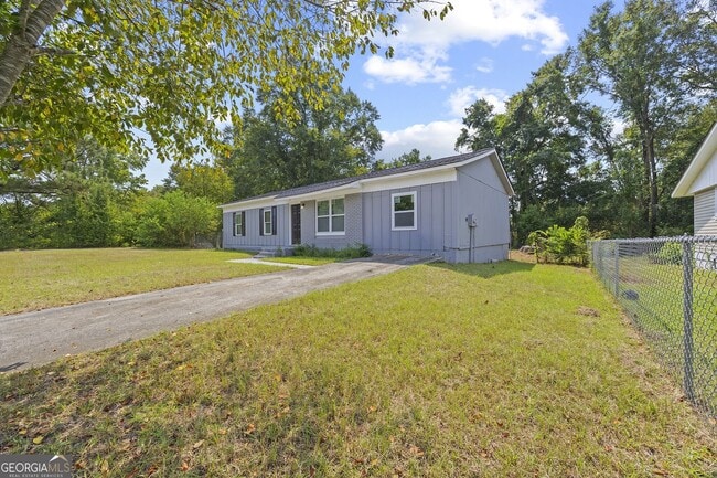 Photo - 2844 Shamrock Dr