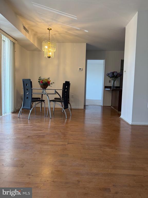 Photo - 7352 Lee Hwy Unit 201