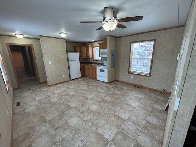 Photo - 111 S Cedar Dr