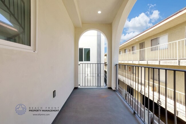 Photo - 3222 W. 139th St.