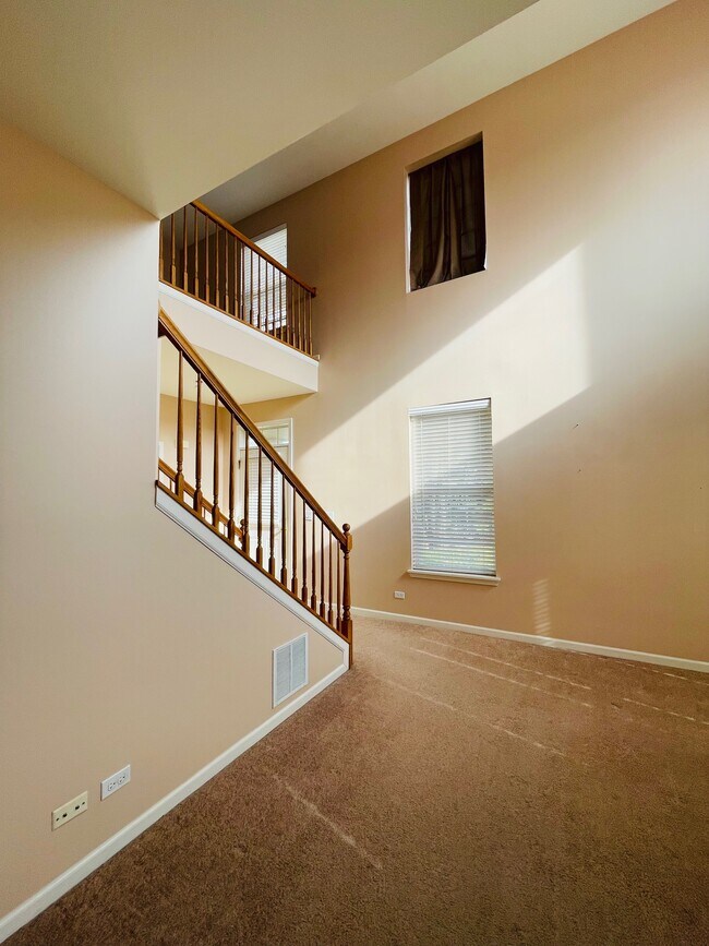 Photo - 2401 Sunshine Ln