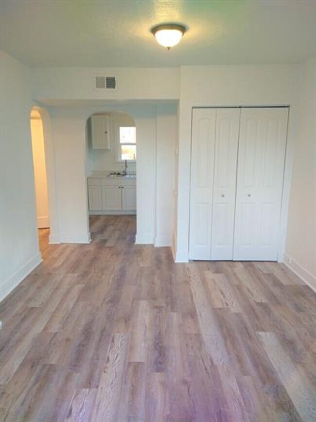 2656 Adams Ave Apartment Unit 2656 Adams Avenue 2 Ogden, UT