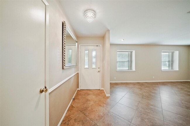 Photo - 1319 Spillers Ln