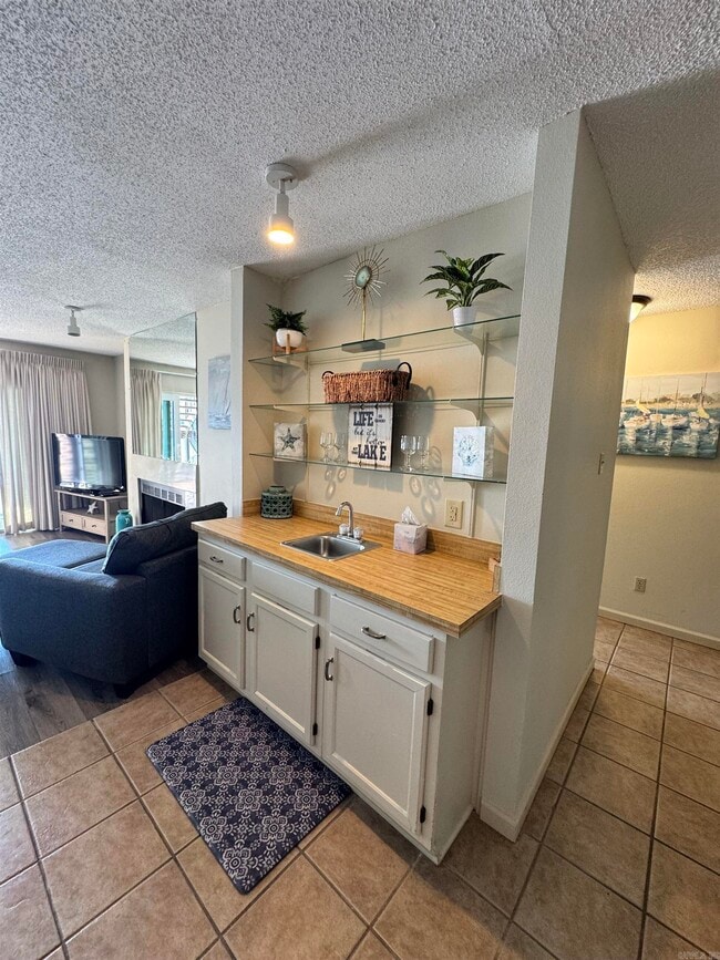 Photo - 5371 Central Ave Unit 6B