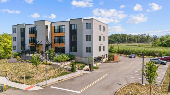 Photo - 245 E Main St Unit 2