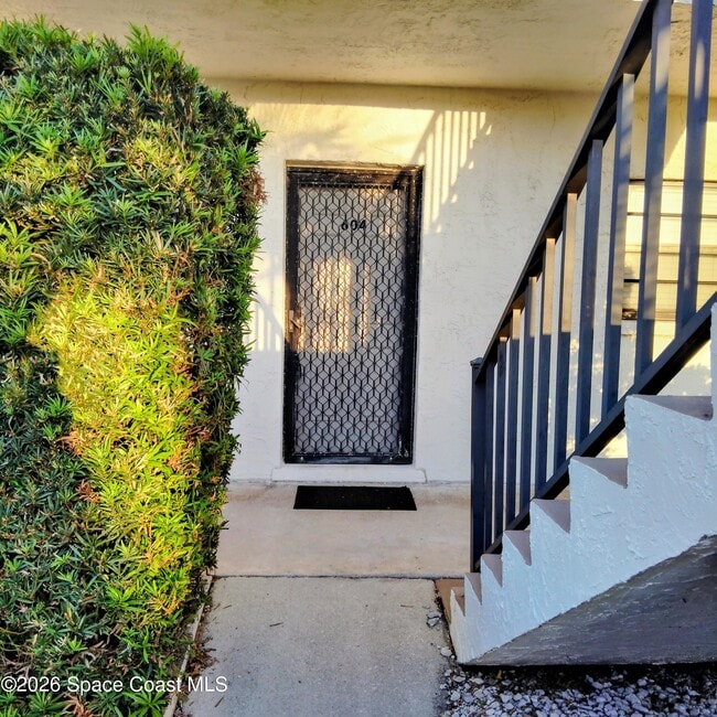 Building Photo - 200 St Lucie Ln Unit 604