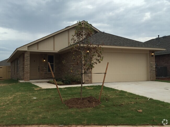 Building Photo - Three Bedroom Home Available for Lease in ...