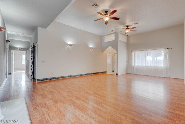 Photo - 4880 Dorrell Ln