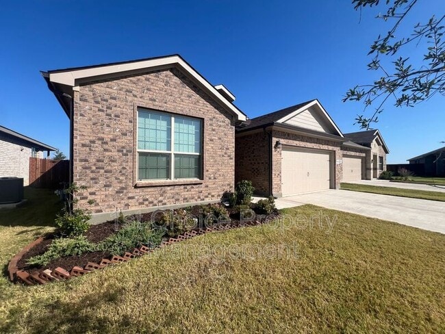 Photo - 9608 New Bern Dr