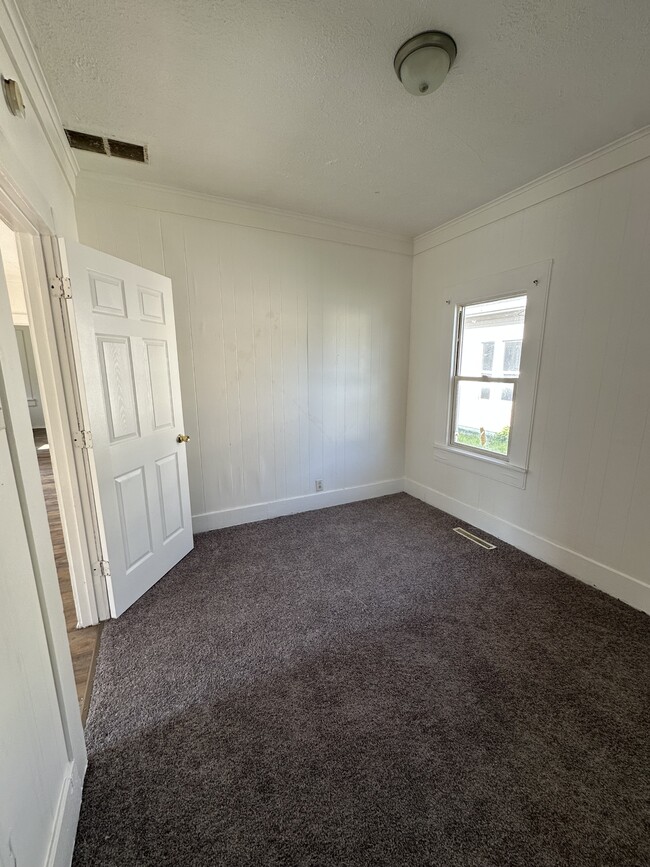 Photo - 1403 W 4th St